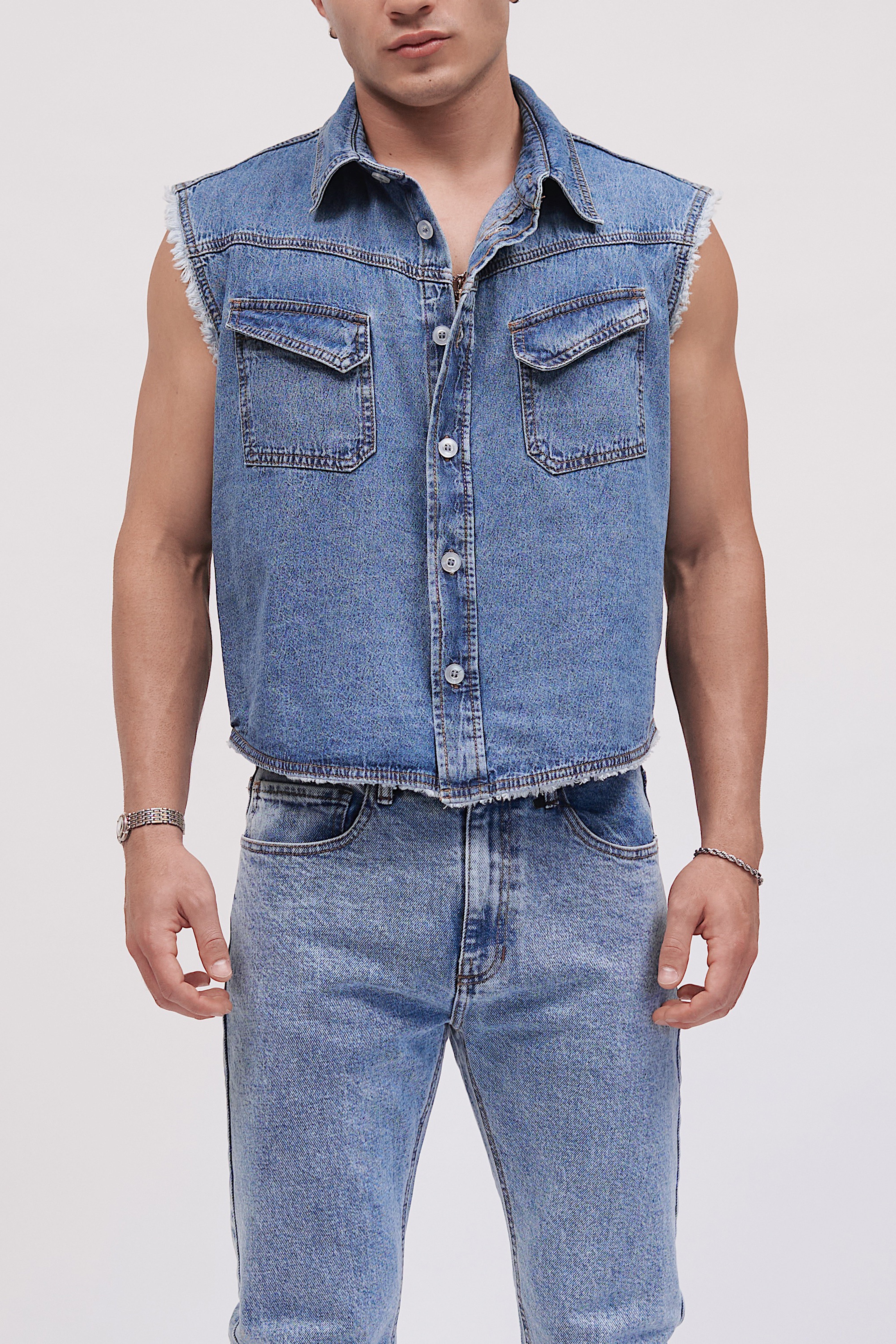 CAMISA CORTA SIN MANGAS 8055