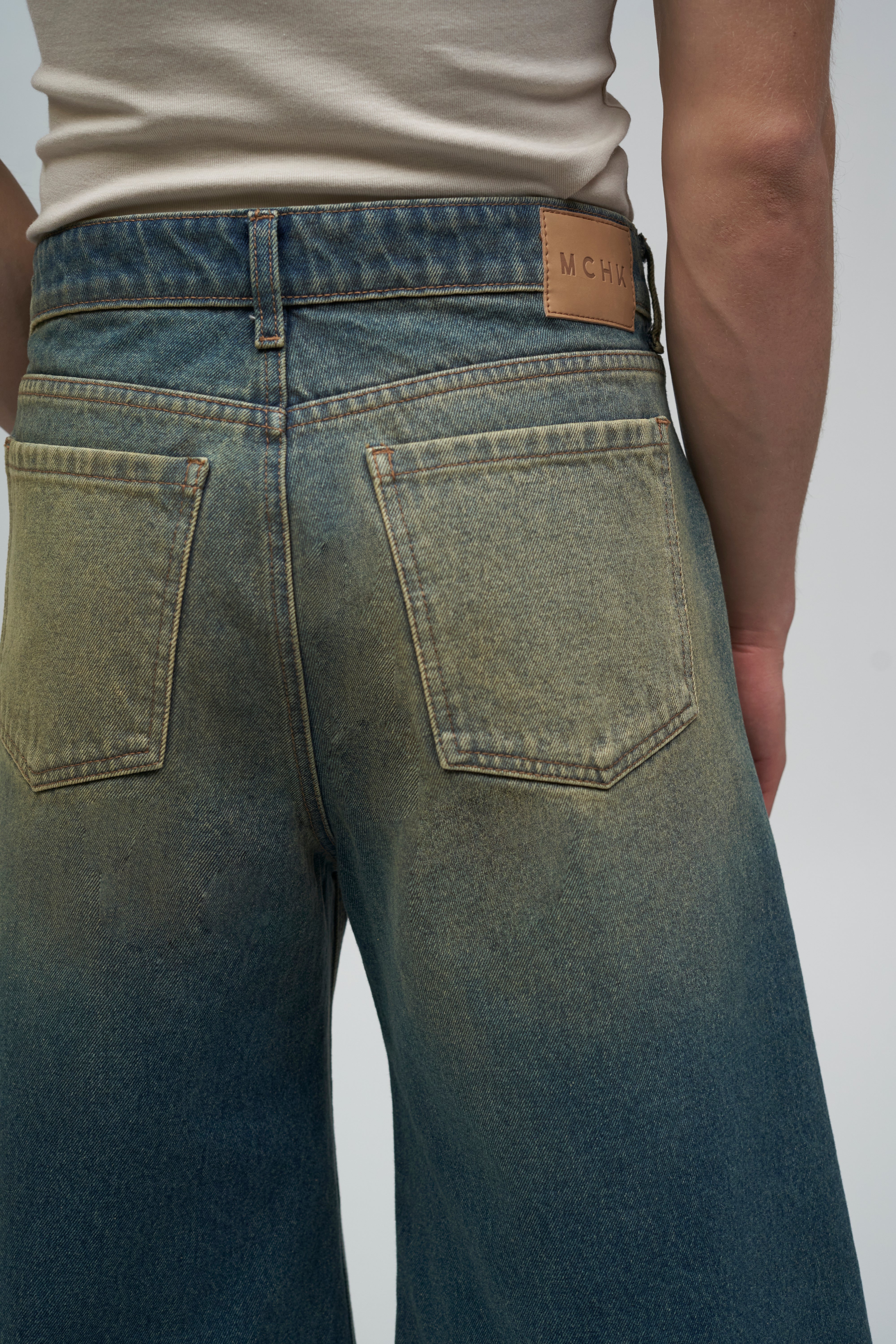 BERMUDA ROMPE OLAS 8079