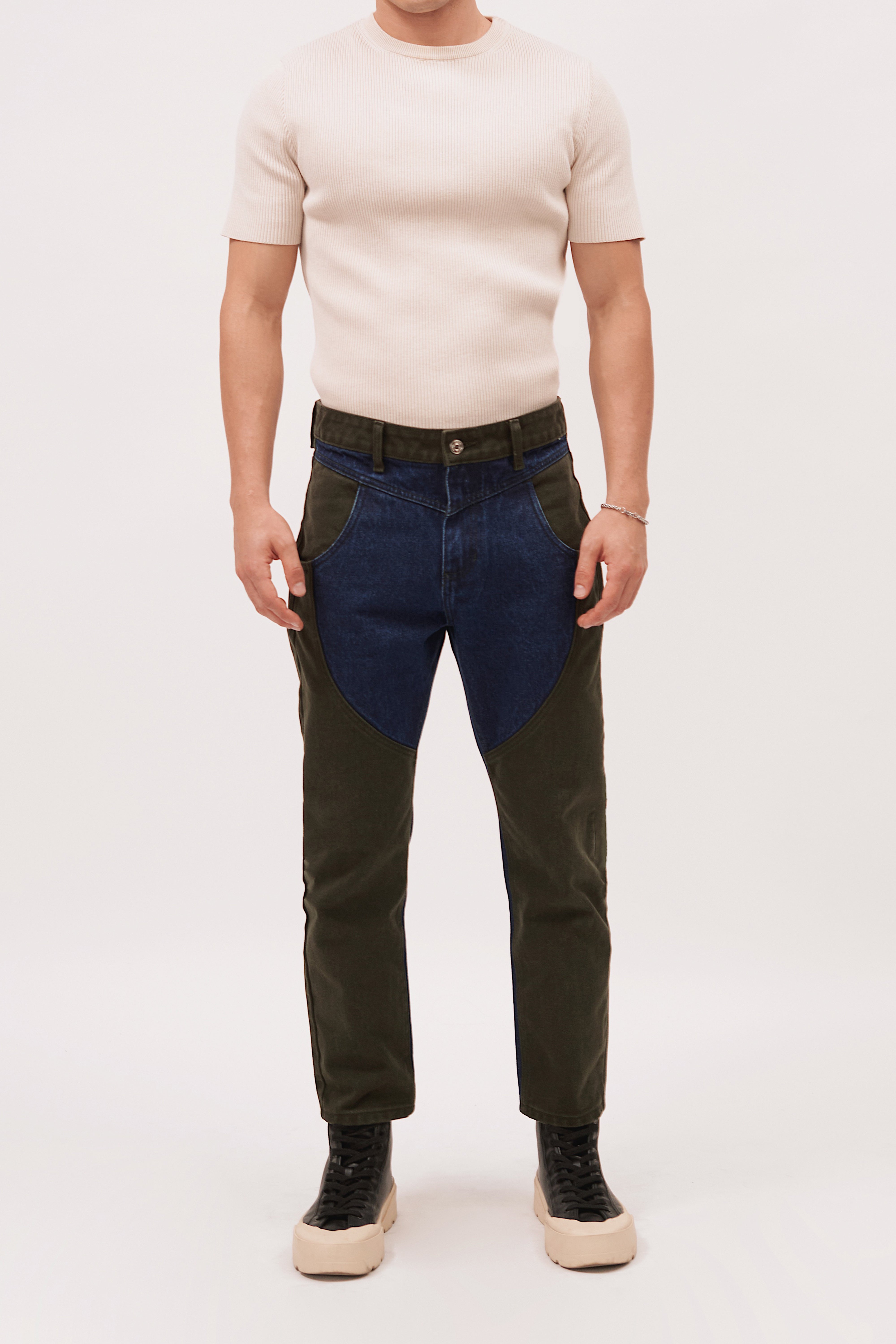 JEANS CROPPED COMBINADO MILITAR AZUL 8070