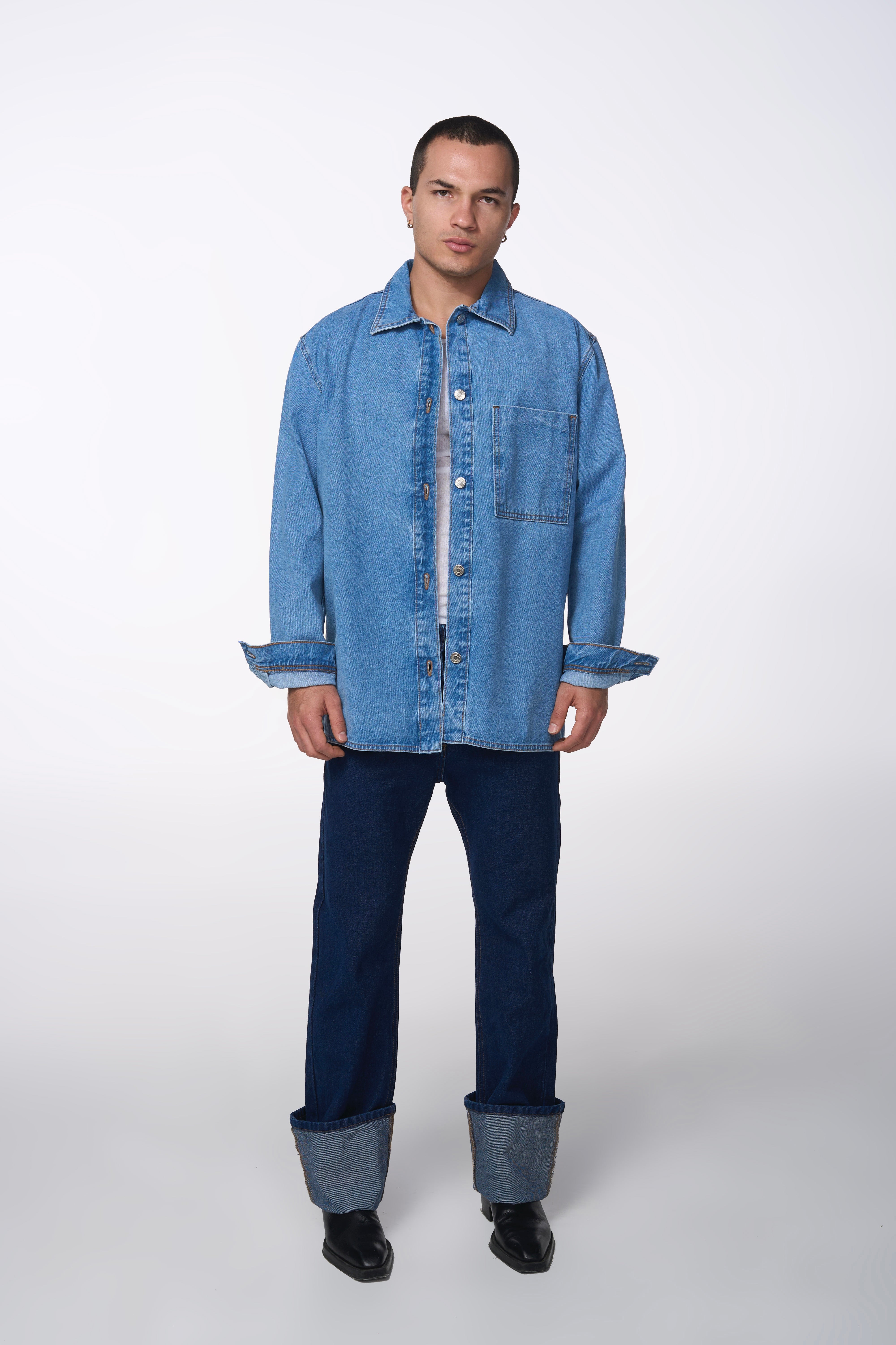 SOBRE CAMISA AZUL CLARO 8096