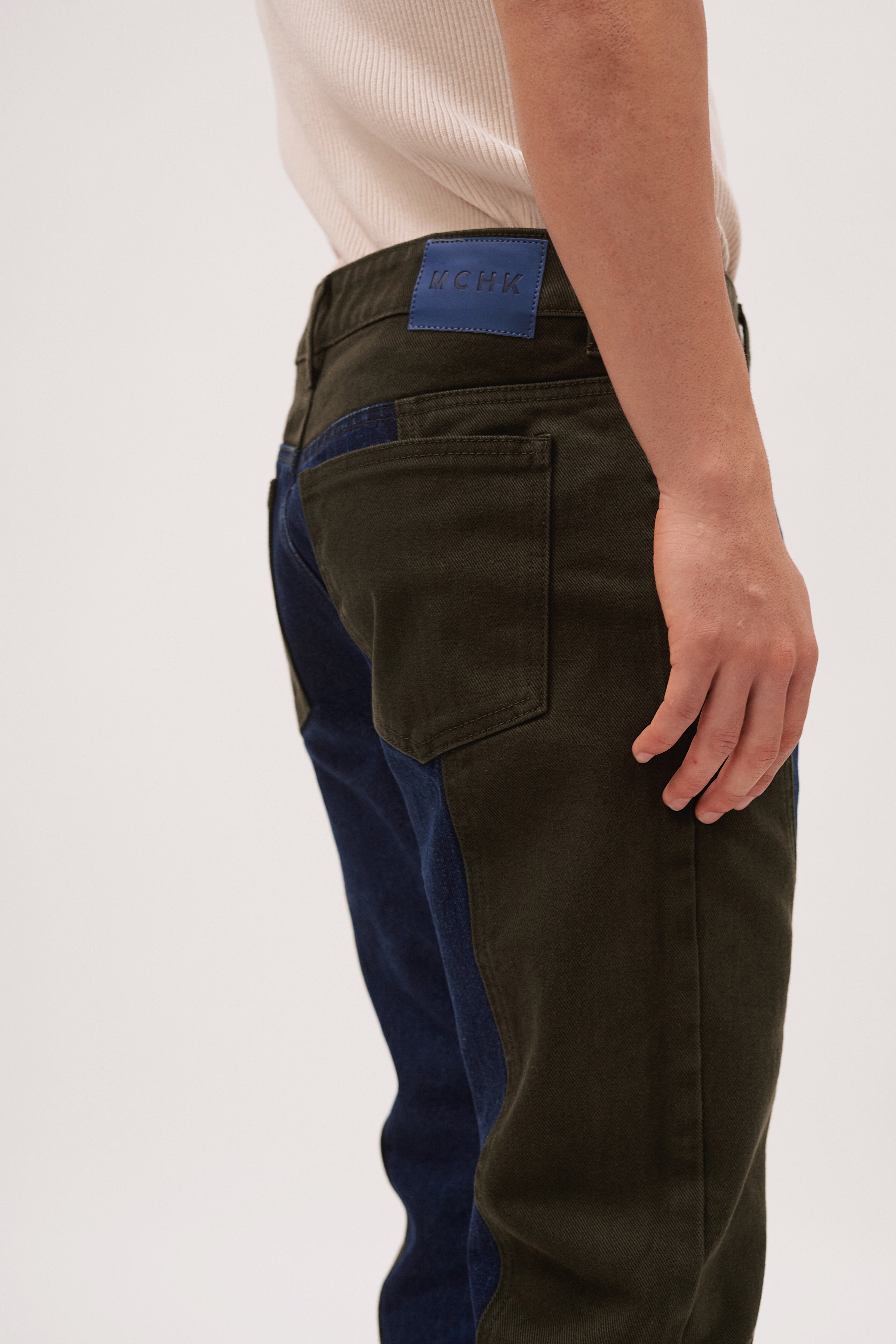 JEANS CROPPED COMBINADO MILITAR AZUL 8070
