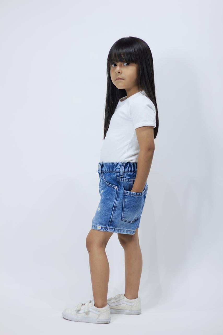 SHORT NIÑA BORDADO FLORES 9001