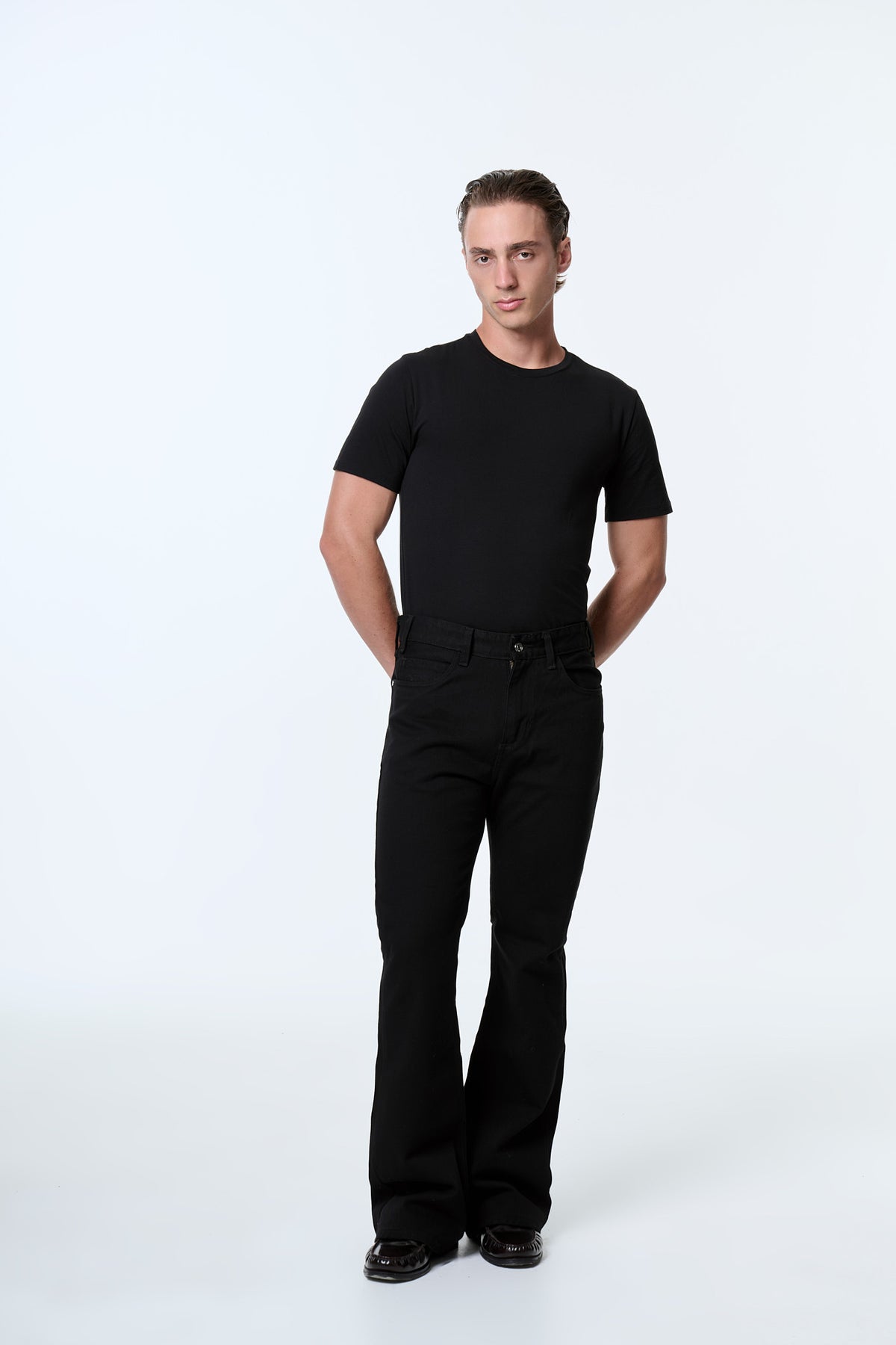 JEANS CAMPANA NEGRO 8122