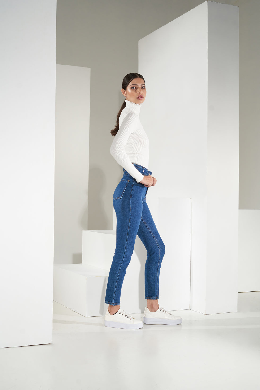 JEANS TIRO ALTO RECTO 6005