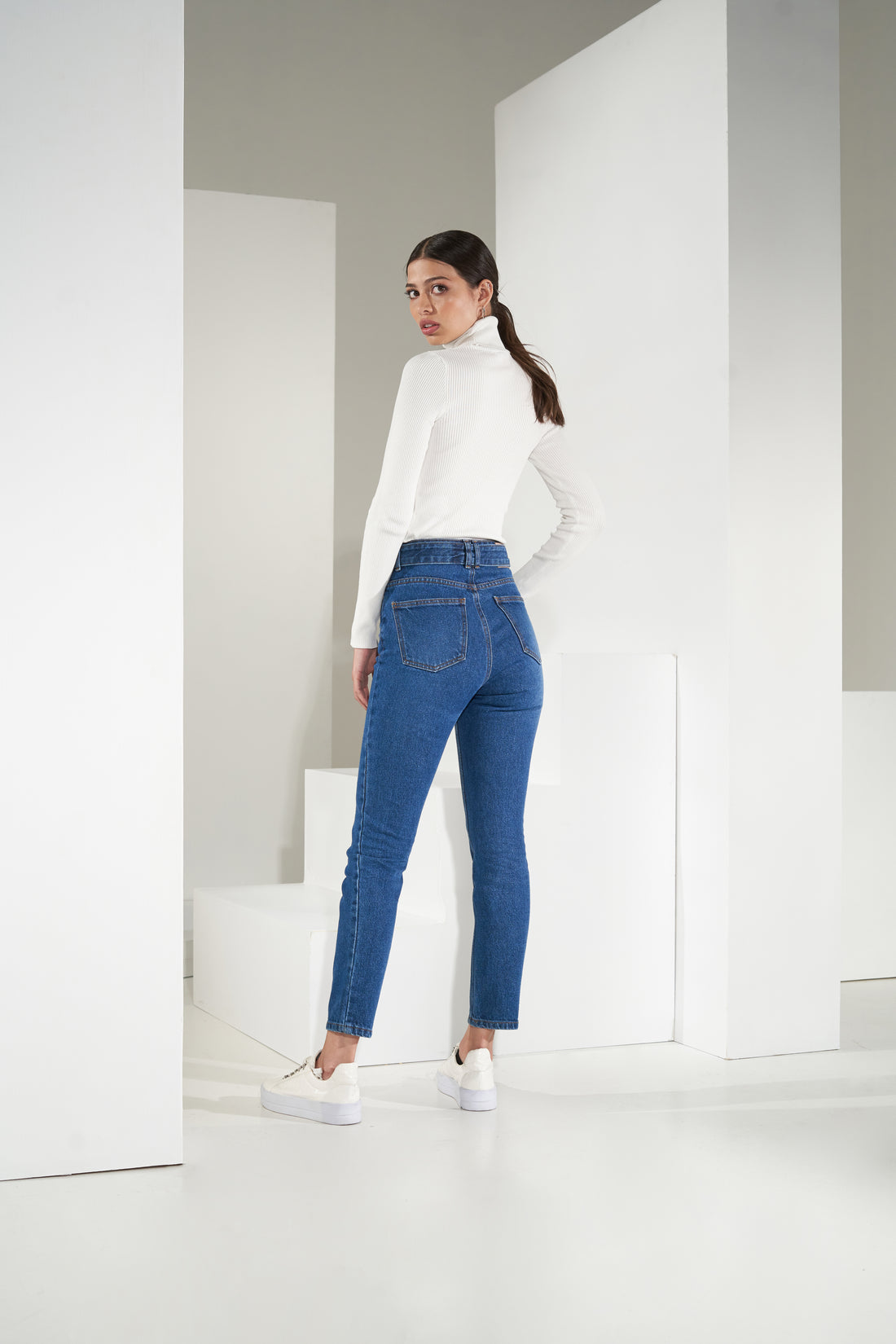 JEANS TIRO ALTO RECTO 6005